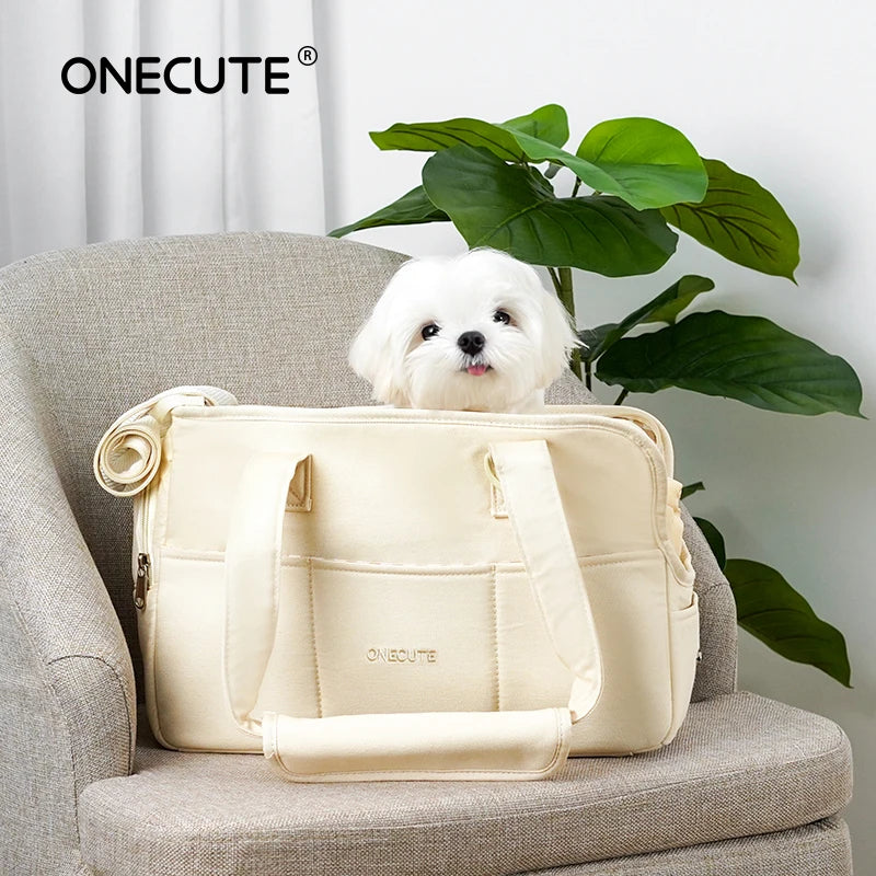 Pets go out and pack puppies. Portable one-shoulder bags are suitable for cats and small dogs.